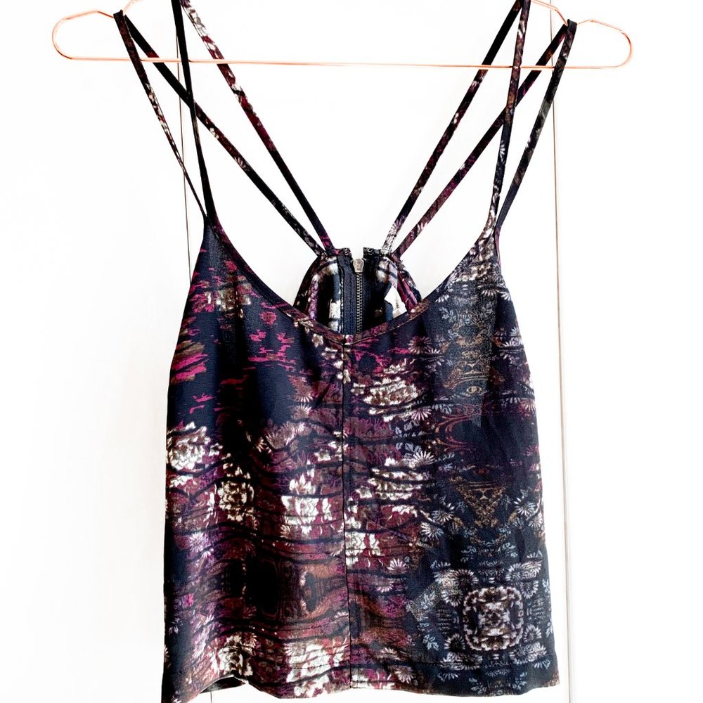 silence + noise / urban outfitters crop top - Picture 2 of 5
